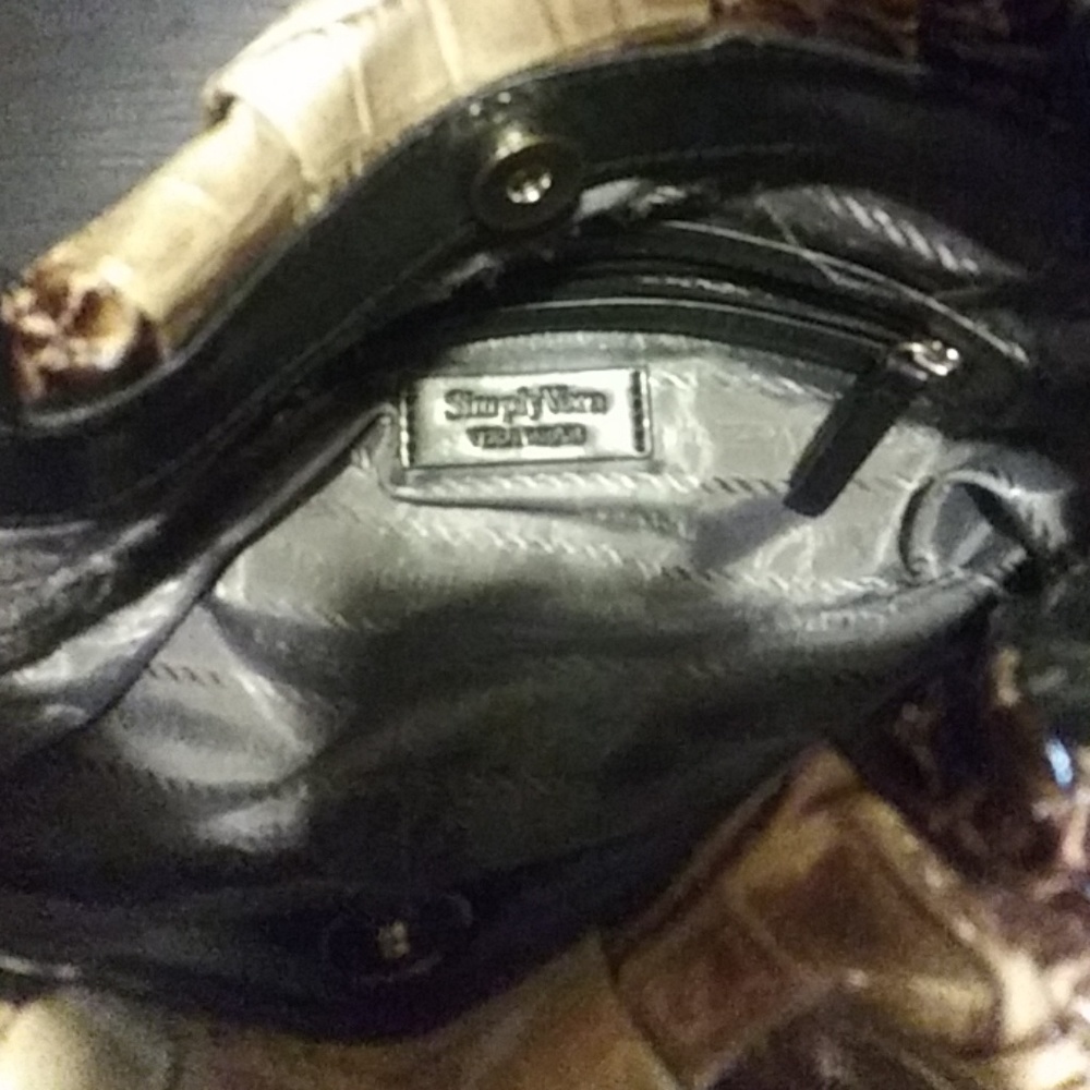 Purse - Picture 3 of 3